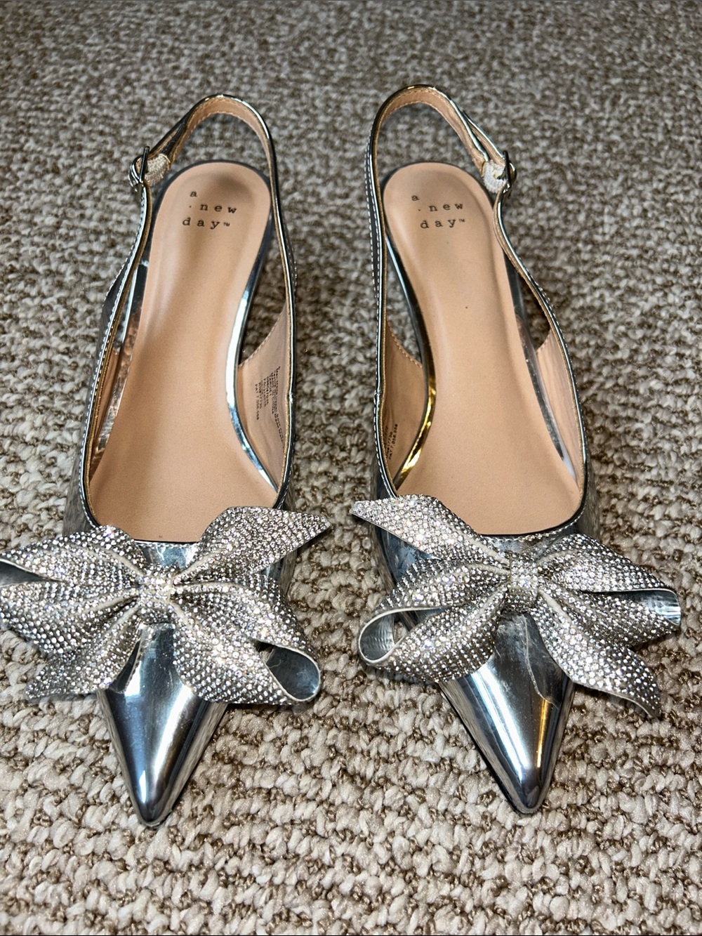 A New Day Silver Rhinestone bow Pointed-Toe Slingback Flats NWOT
